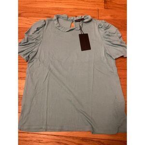 NWT Gibsonlook, women's blue scrunched short sleeve keyhole back blouse size sm